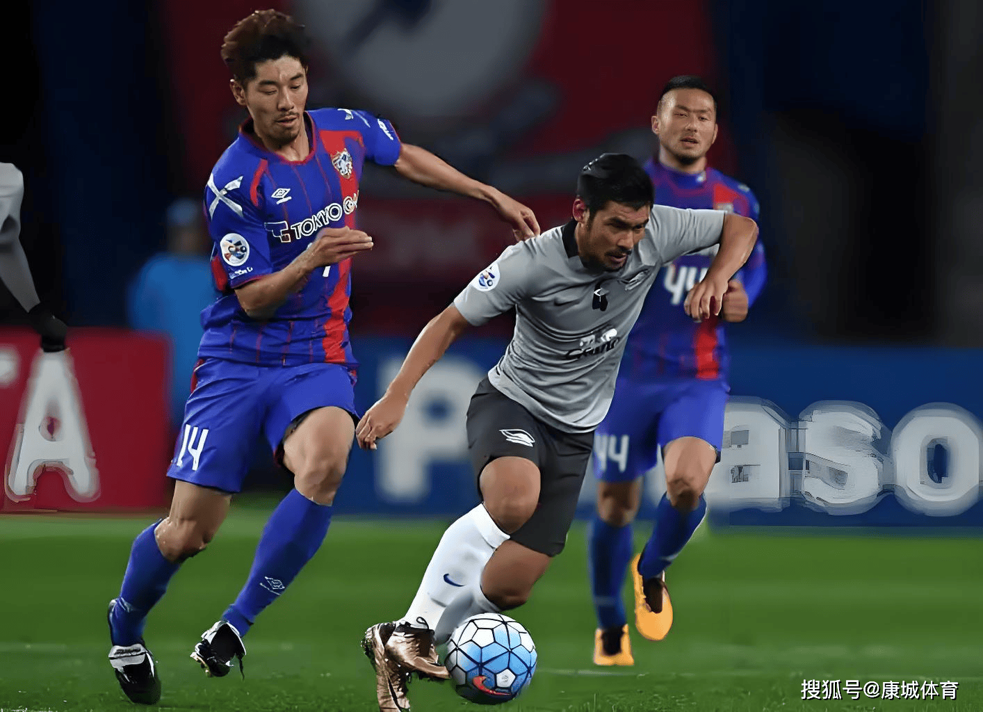 爱游戏-里程碑夜!本菲卡临场应变,西甲今晚刷纪录,赛场秩序良好,球探报告显示潜力的简单介绍