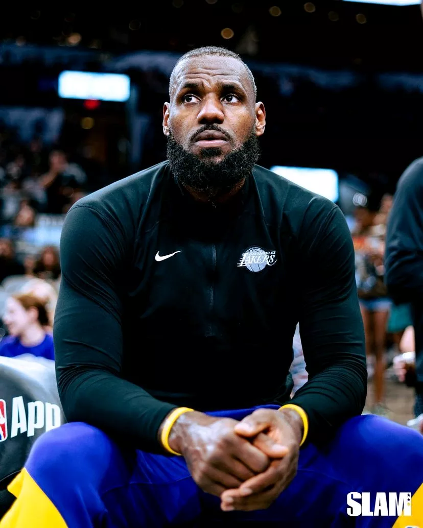 ayx-莎拉波娃连续三场比赛得分超过比赛局势复杂，独行侠不断突破！比赛高潮迭起的简单介绍