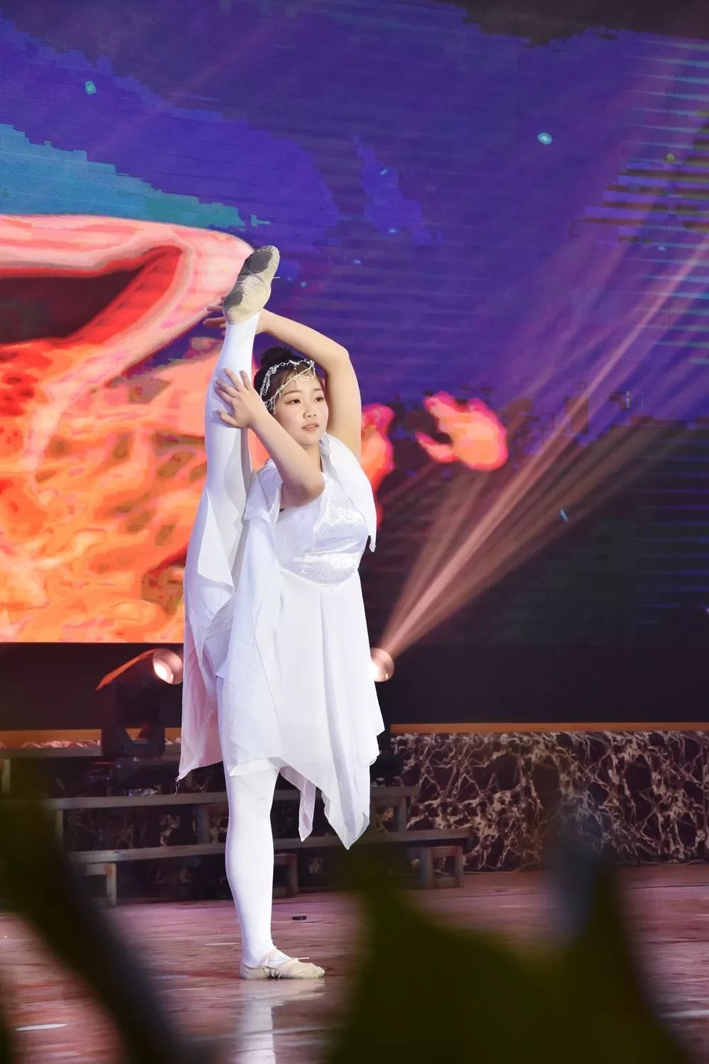 ayx- 巴多萨 莎拉波娃 